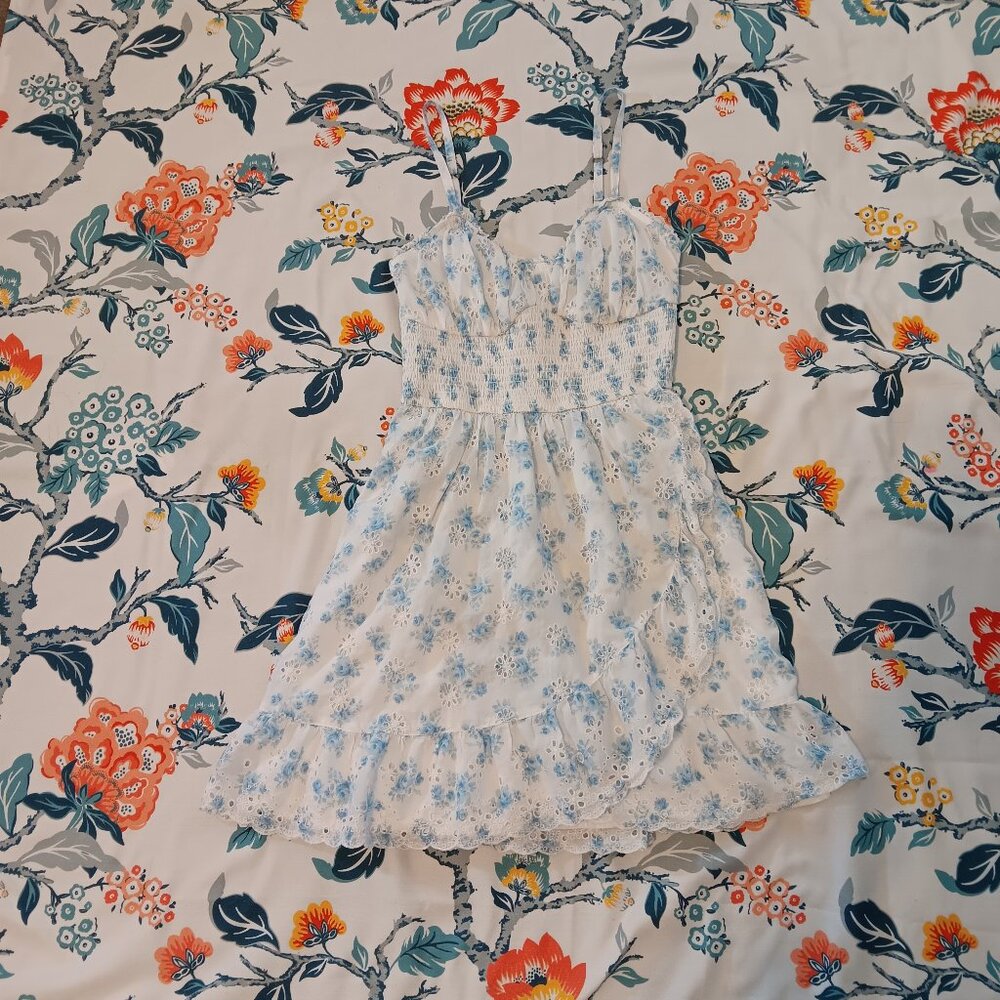 White and Blue Floral Hollister Dress | Like New!